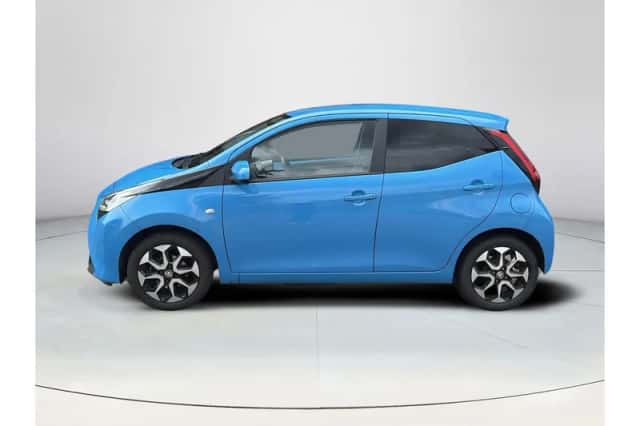 Toyota Aygo (2019) thumbnail 2