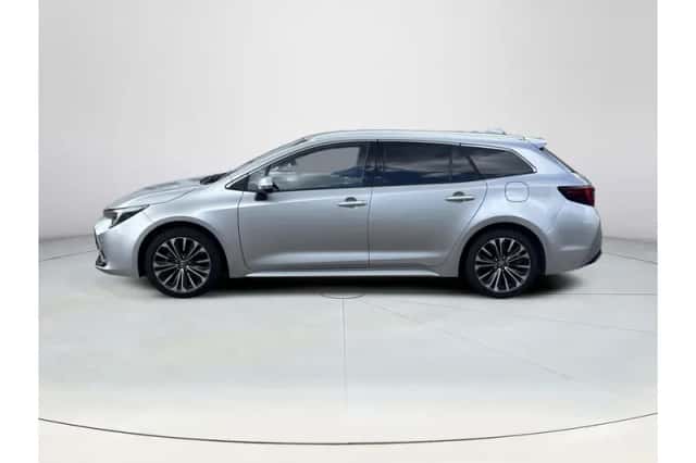 Toyota Corolla (2025) thumbnail 2