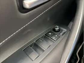 Toyota Corolla (2025) thumbnail 18