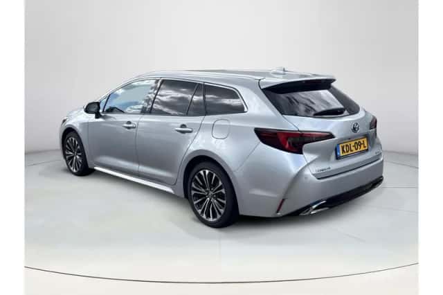 Toyota Corolla (2025) thumbnail 3