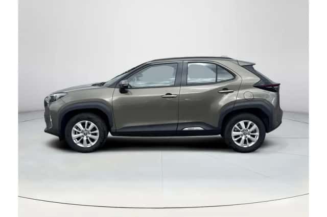 Toyota Yaris Cross (2025) thumbnail 4