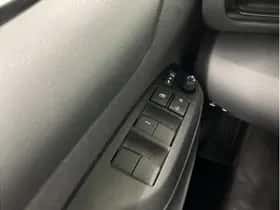 Toyota Yaris (2024) thumbnail 17