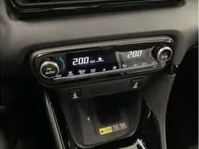 Toyota Yaris (2024) thumbnail 18