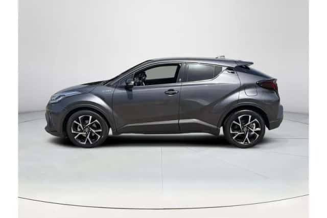 Toyota C-HR (2020) thumbnail 2