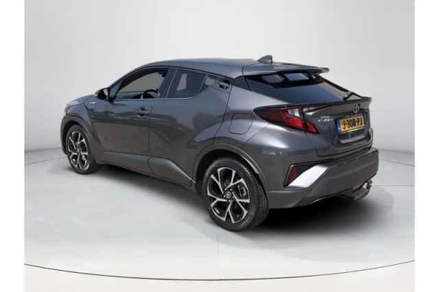 Toyota C-HR (2020) thumbnail 3