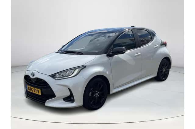 Toyota Yaris (2023) thumbnail 1