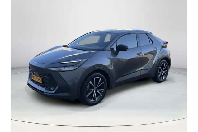 Toyota C-HR (2025) thumbnail 1