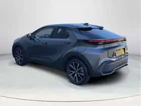 Toyota C-HR (2025) thumbnail 3