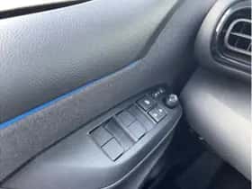 Toyota Yaris (2024) thumbnail 15