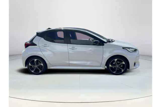Toyota Yaris (2024) thumbnail 6