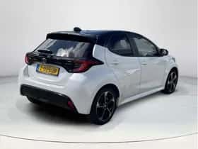 Toyota Yaris (2024) thumbnail 6