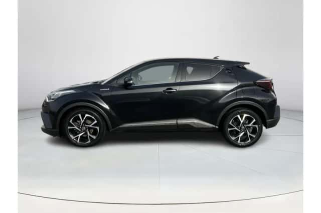 Toyota C-HR (2019) thumbnail 2