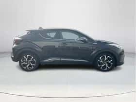 Toyota C-HR (2019) thumbnail 6