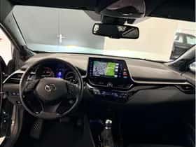 Toyota C-HR (2019) thumbnail 10