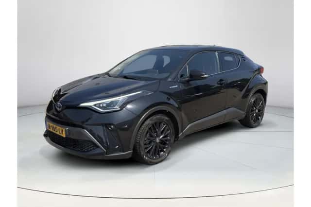 Toyota C-HR (2021) thumbnail 1