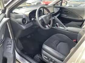 Toyota C-HR (2024) thumbnail 12