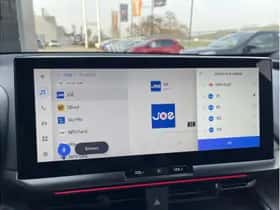 Toyota C-HR (2024) thumbnail 18