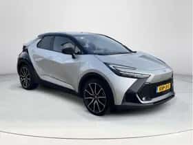 Toyota C-HR (2024) thumbnail 8