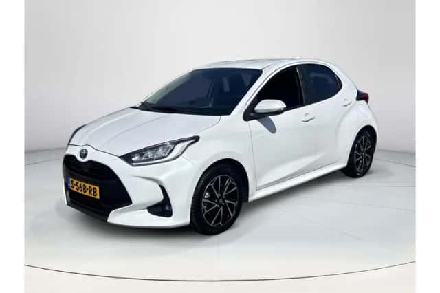 Toyota Yaris (2022) thumbnail 1