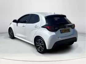 Toyota Yaris (2022) thumbnail 4
