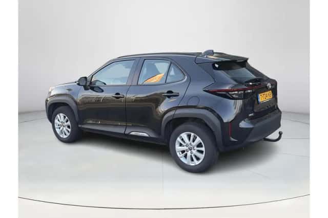 Toyota Yaris Cross (2023) thumbnail 3