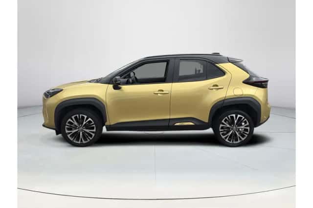 Toyota Yaris Cross (2023) thumbnail 2