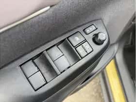 Toyota Yaris Cross (2023) thumbnail 16