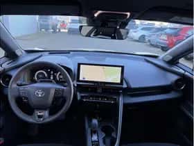 Toyota C-HR (2025) thumbnail 14
