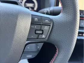 Toyota C-HR (2025) thumbnail 28