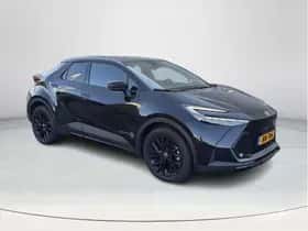 Toyota C-HR (2025) thumbnail 7