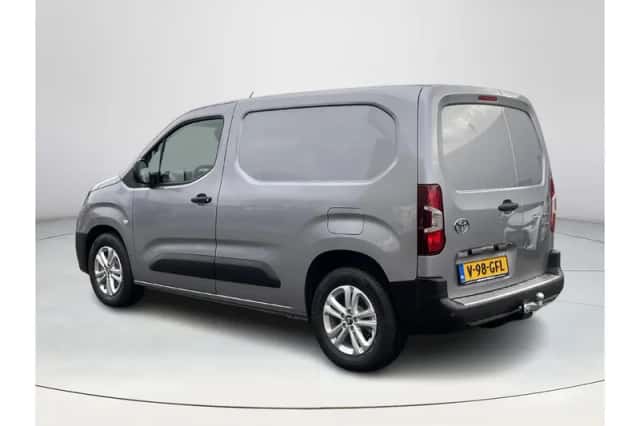Toyota Proace (2025) thumbnail 3
