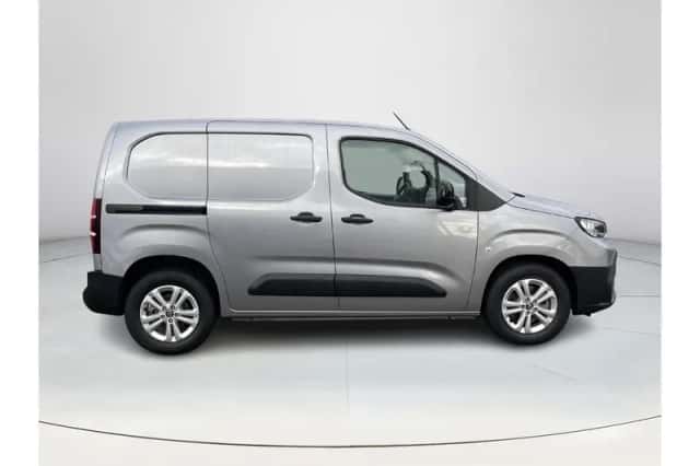 Toyota Proace (2025) thumbnail 6