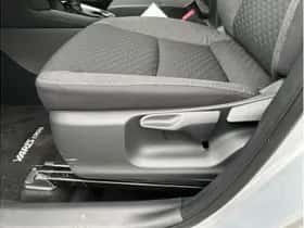 Toyota Yaris Cross (2026) thumbnail 18