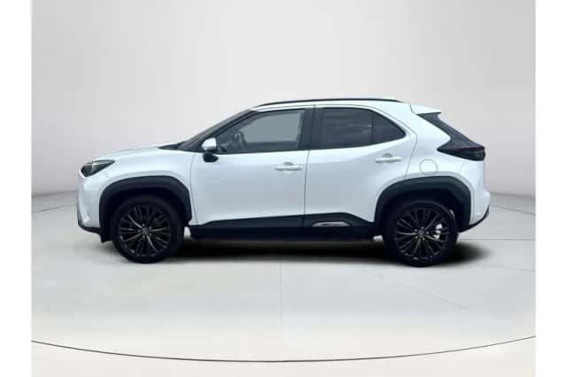 Toyota Yaris Cross (2024) thumbnail 2