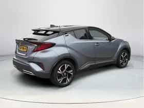 Toyota C-HR (2022) thumbnail 6