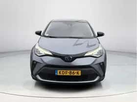 Toyota C-HR (2022) thumbnail 9