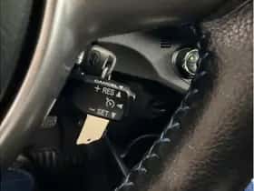 Toyota Yaris (2012) thumbnail 15