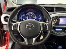 Toyota Yaris (2012) thumbnail 21