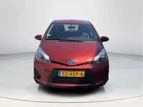 Toyota Yaris (2012) thumbnail 9