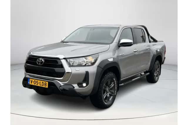 Toyota Hilux (2024) thumbnail 1