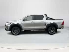 Toyota Hilux (2024) thumbnail 2