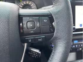 Toyota Hilux (2024) thumbnail 25