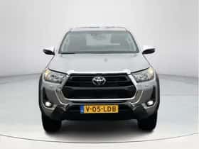 Toyota Hilux (2024) thumbnail 8