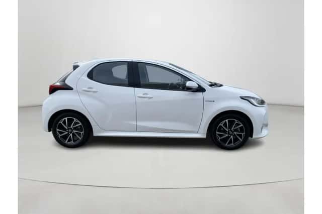 Toyota Yaris (2021) thumbnail 6