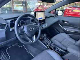Toyota Corolla (2024) thumbnail 12