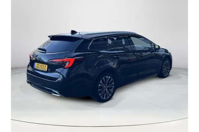 Toyota Corolla (2024) thumbnail 5