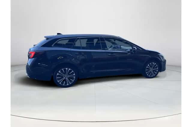 Toyota Corolla (2024) thumbnail 6