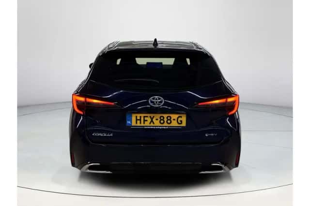 Toyota Corolla (2025) thumbnail 4