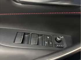 Toyota Corolla (2019) thumbnail 24