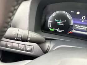 Toyota C-HR (2025) thumbnail 22